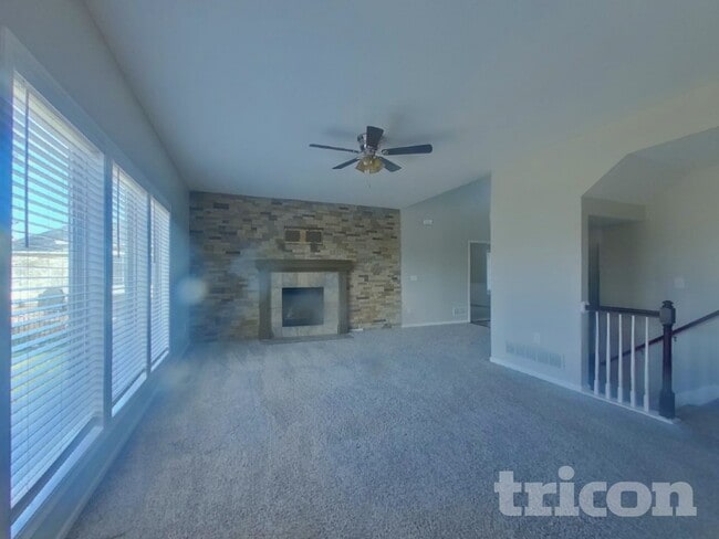 Building Photo - 5004 Woodstock St