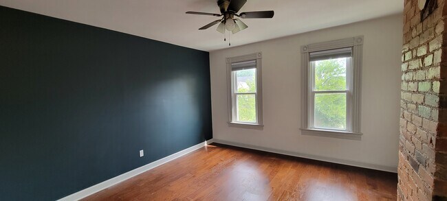 Primary Bedroom - 148 E Moler St