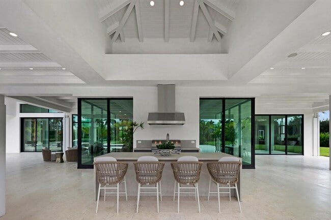 Building Photo - 14699 Black Bear Rd