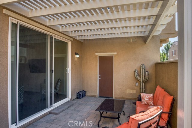 Building Photo - 520 Calle Vibrante