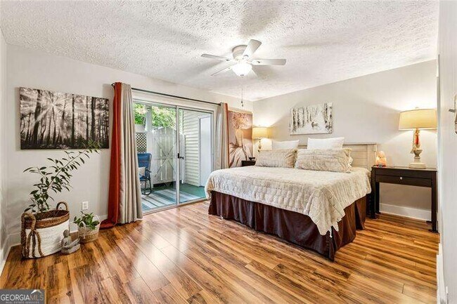 Building Photo - 6808 Glenridge Dr