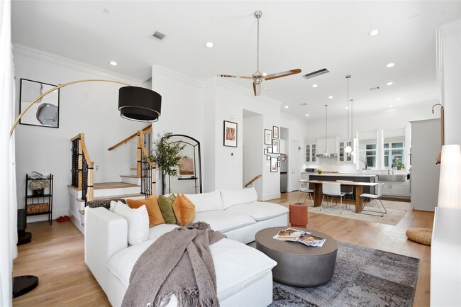 Building Photo - 8653 Green Kolbe Ln