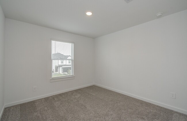 Building Photo - 12318 Churchill downs Dr