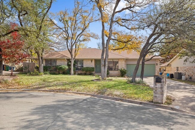 Building Photo - 12101 Carmel Park Ln