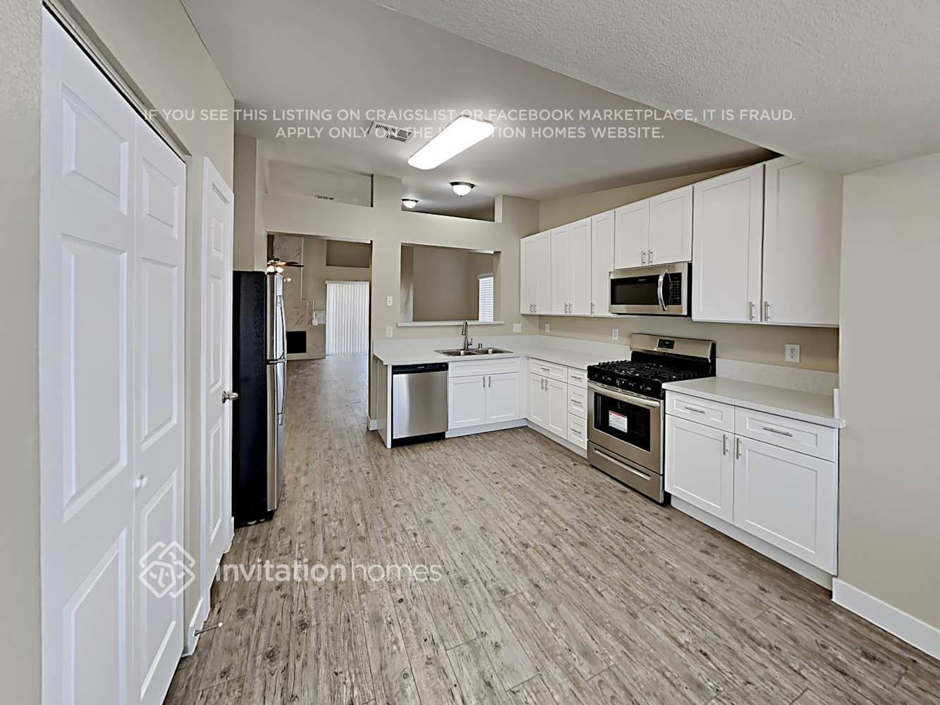 Building Photo - 1613 Fig Palm Ct