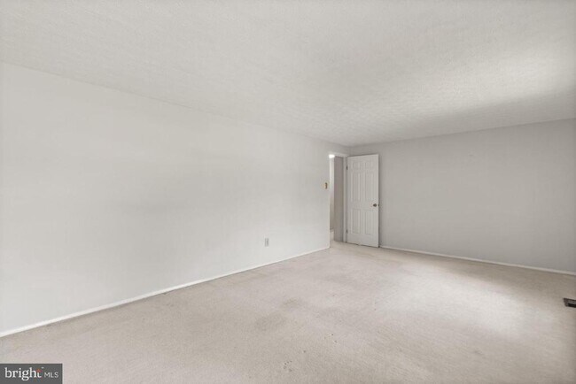 Building Photo - 8084 Winding Way Ct