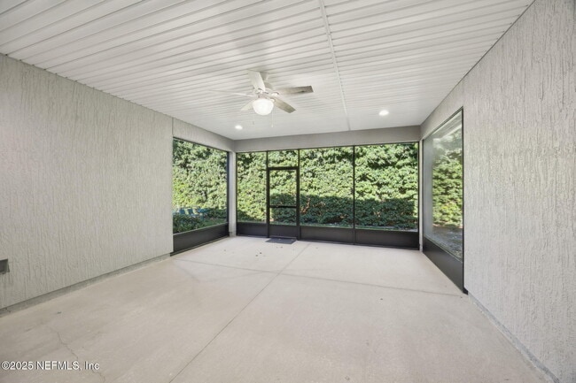 Building Photo - 2719 Chapman Oak Dr