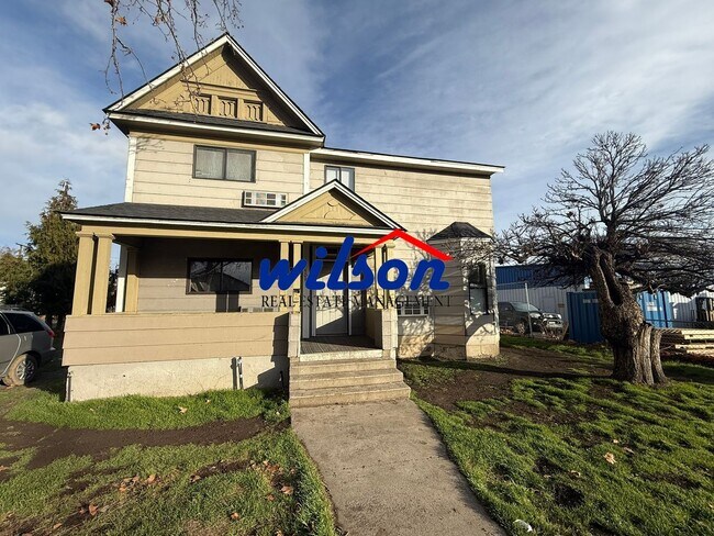 Building Photo - 509 S 2nd St