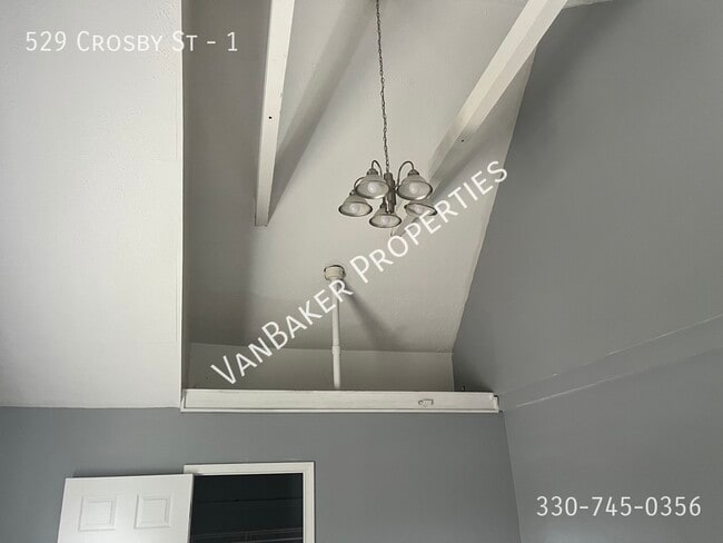 Building Photo - 529 Crosby St
