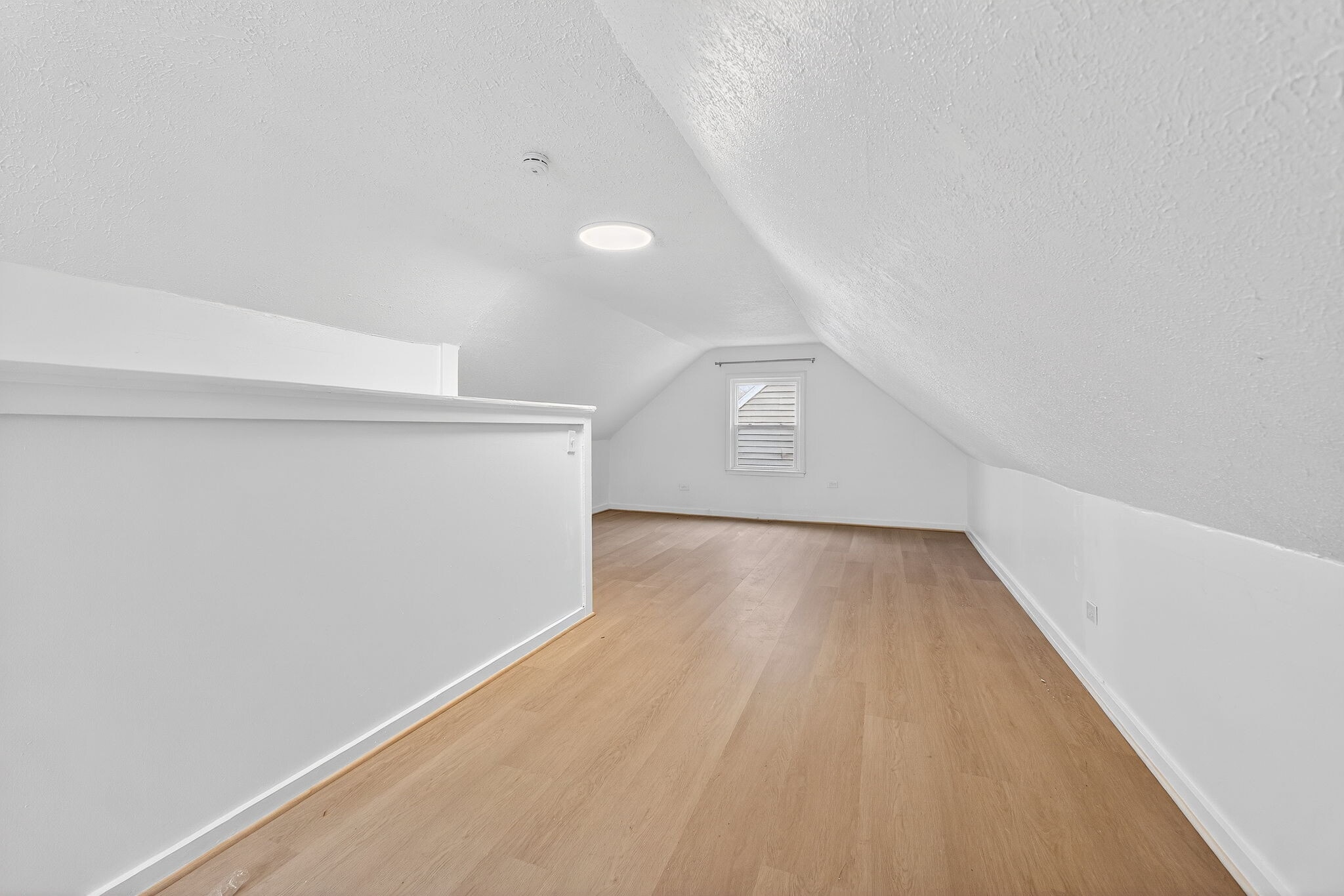 Building Photo - 849 Lyman Ave