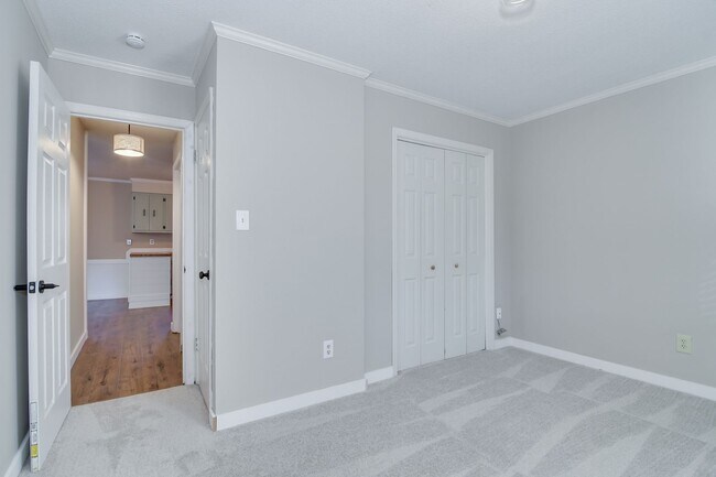 Building Photo - 4 Bedroom Ranch in Columbia County