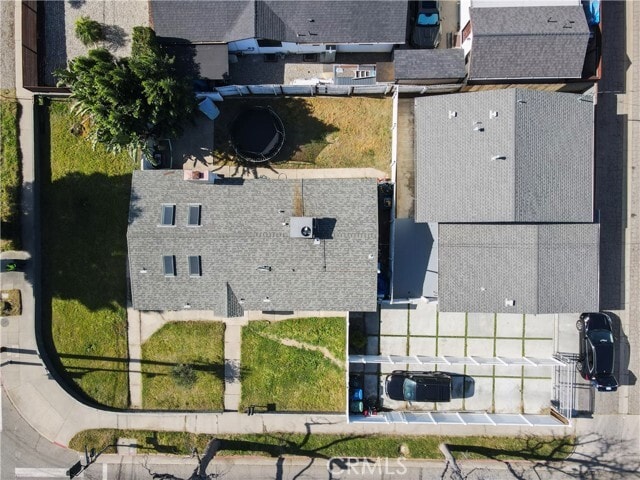 Building Photo - 15803 Chatsworth St