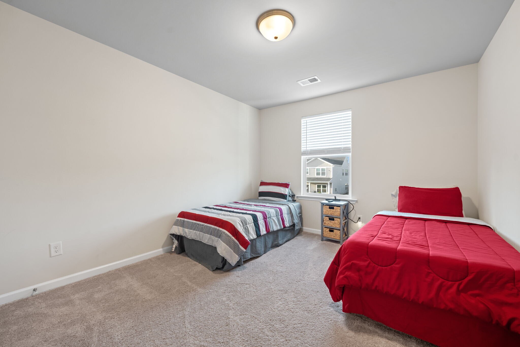 Building Photo - 188 Lucca Dr