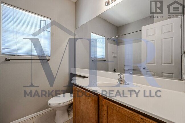 Building Photo - 3Bed/2Bath Home w/2 Car Gar-Maricopa! $199...