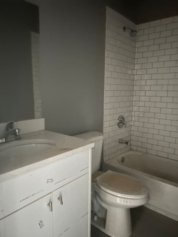 Building Photo - 4400 S Drexel Blvd