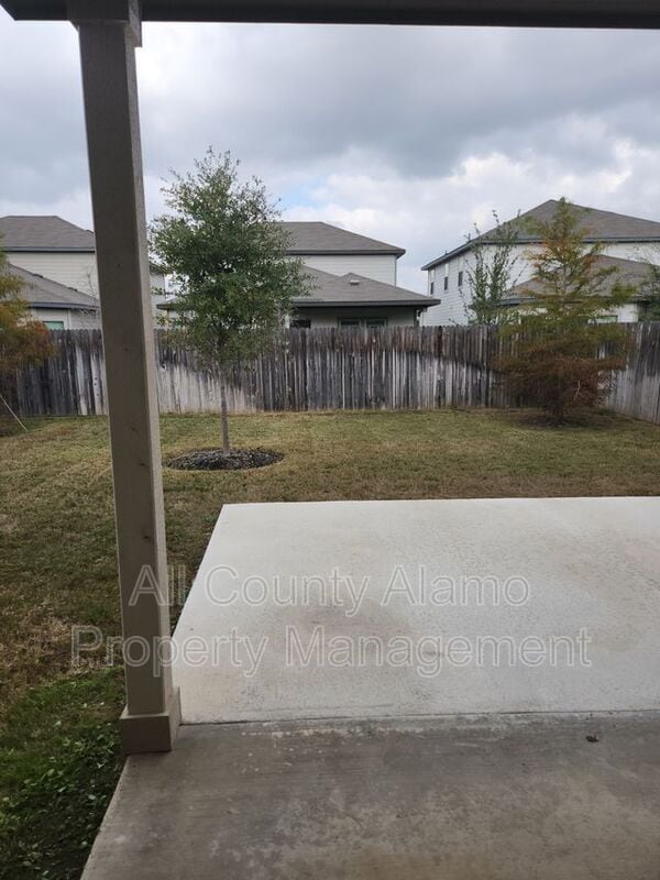 Building Photo - 9511 Bonito Fls Dr