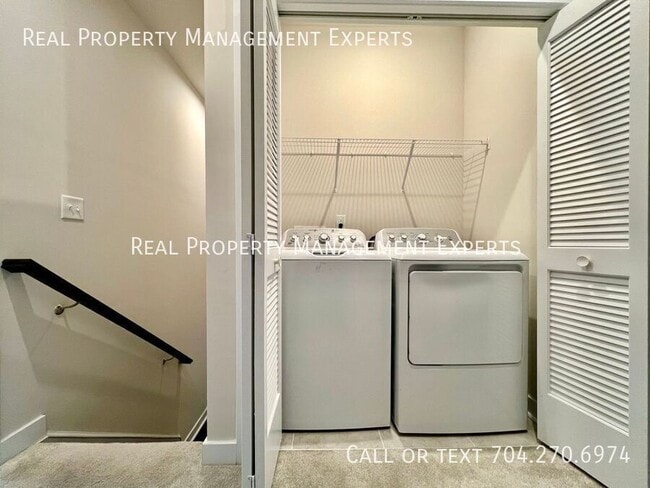 Building Photo - 1609 Aspire St