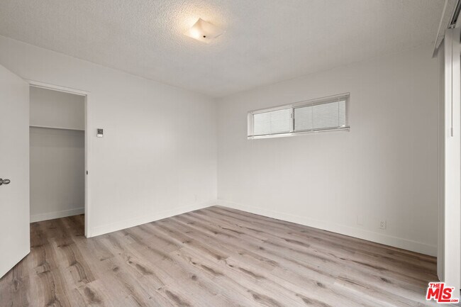 Building Photo - 10653 Holman Ave