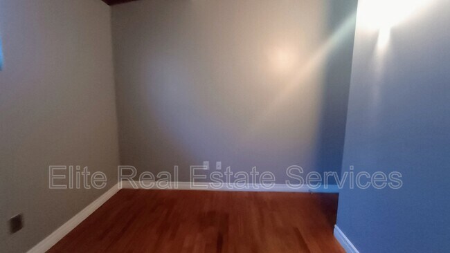 Building Photo - 5138 Savannah St