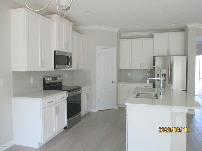 Building Photo - 3808 Great Falls Loop