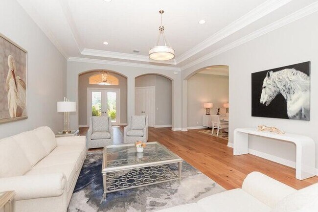 Building Photo - 9051 SW Pepoli Way