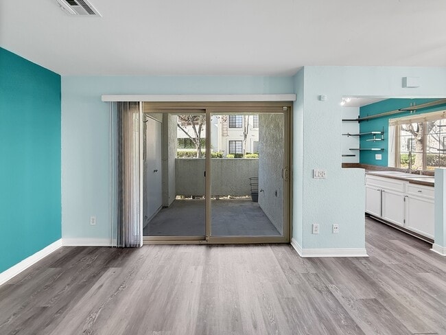 Building Photo - 13316 Caminito Ciera