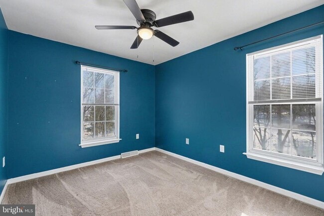 Building Photo - 54 Woodmyre Ln