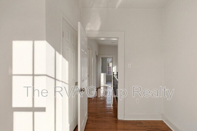 Building Photo - 27 S Jefferson St