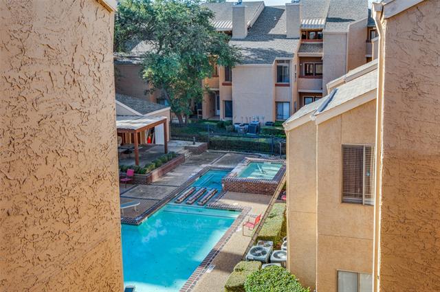 Building Photo - 5550 Spring Valley Rd