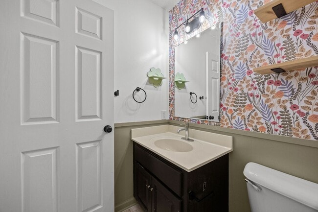 Building Photo - Welcome to Riverwood Estates!