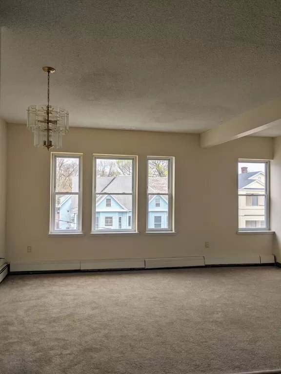 Building Photo - 43 Lenox St