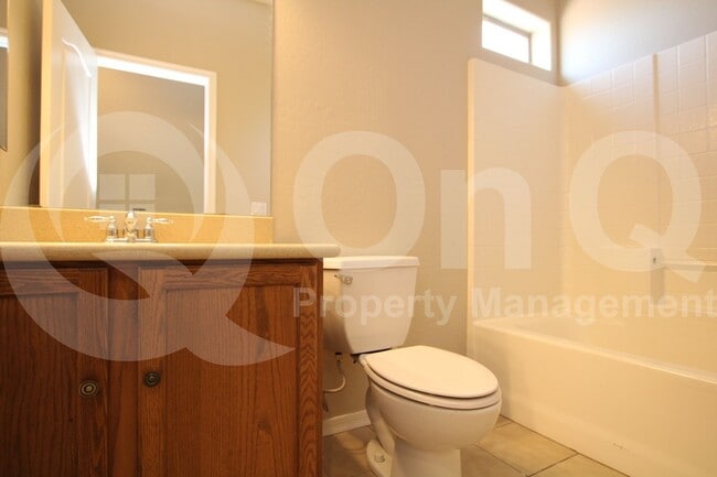 Building Photo - 12204 W Ocotillo Ln