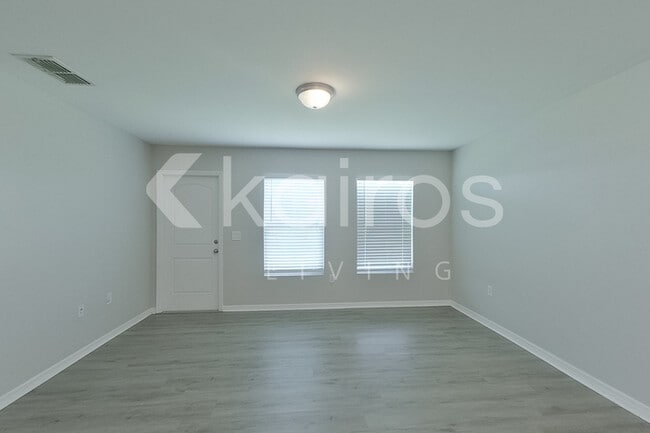 Building Photo - 3214 65th St W