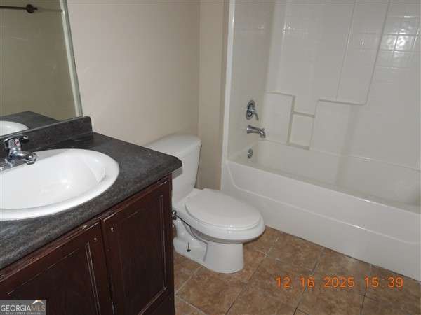 Building Photo - 172 Lincoln Way