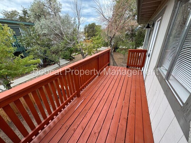 Building Photo - 1501 N Edmonds Dr