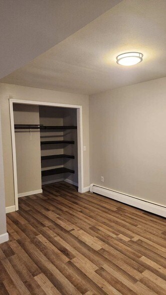 Building Photo - 116 Chestnut St