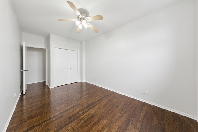 Building Photo - 519 S Maplewood Ave