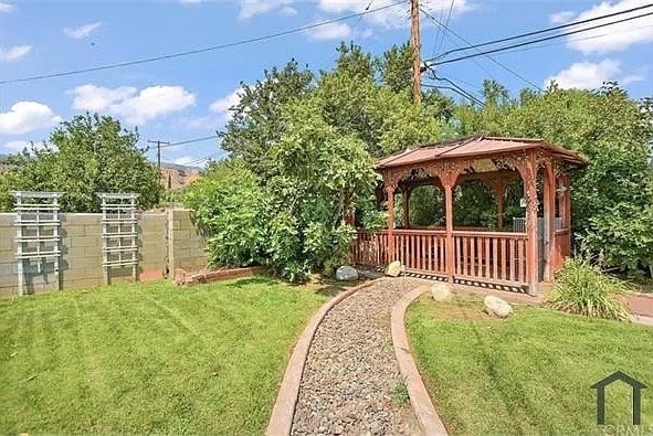 Building Photo - 3645 Camellia Dr