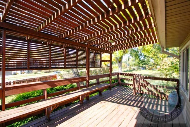 Building Photo - Beautiful 4Bd/2Ba Home for Rent Move in Sp...