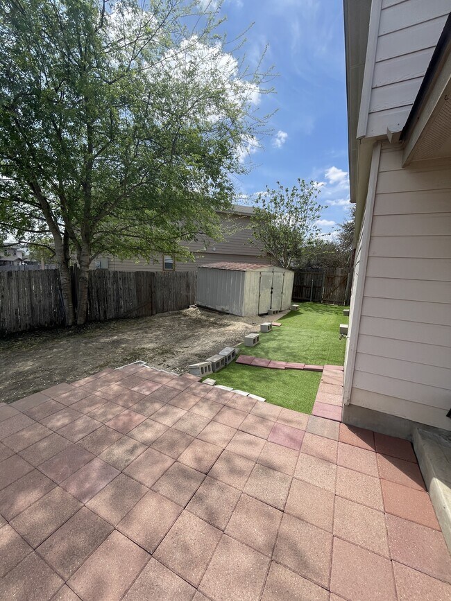 Building Photo - 6715 Gunlock Creek