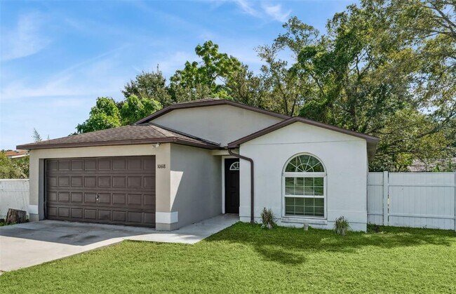 Building Photo - 10618 Clarcona Ocoee Rd