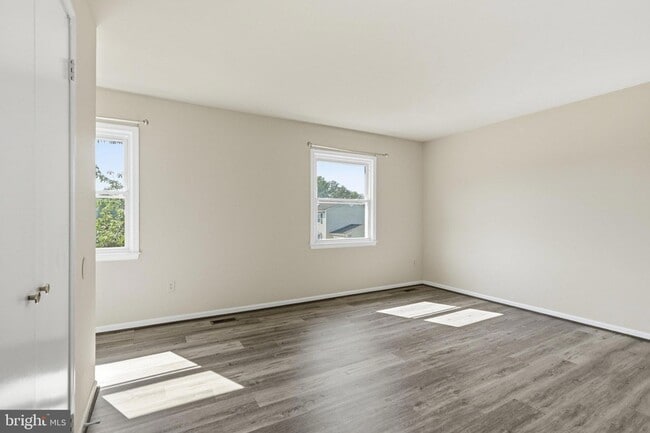 Building Photo - 2998 Steven Martin Dr
