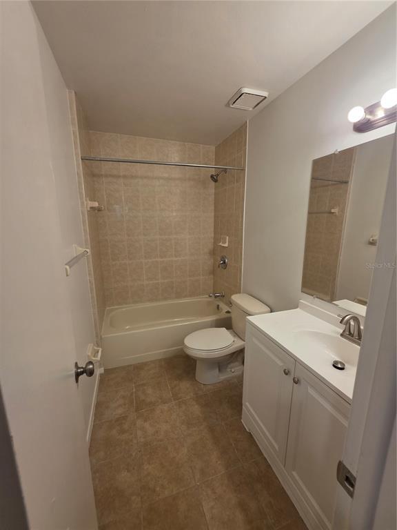 Building Photo - 11038 Regency Commons Ct