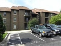 Building Photo - Top floor Condo is Gaithersburg