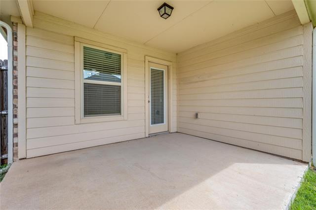 Building Photo - 1028 Lake Woodland Dr