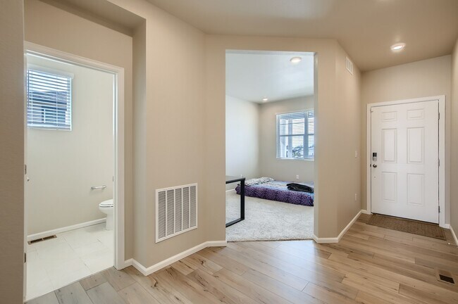 Building Photo - 3869 Sandy Vista Trail