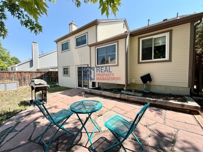 Building Photo - 10285 Quail St
