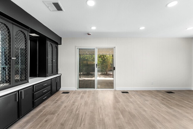 Building Photo - 33371 Tubac Trail