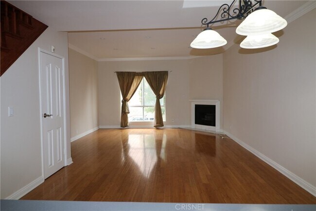 Building Photo - 14631 Dickens St