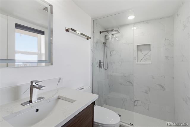 Building Photo - 3047 W 47th Ave
